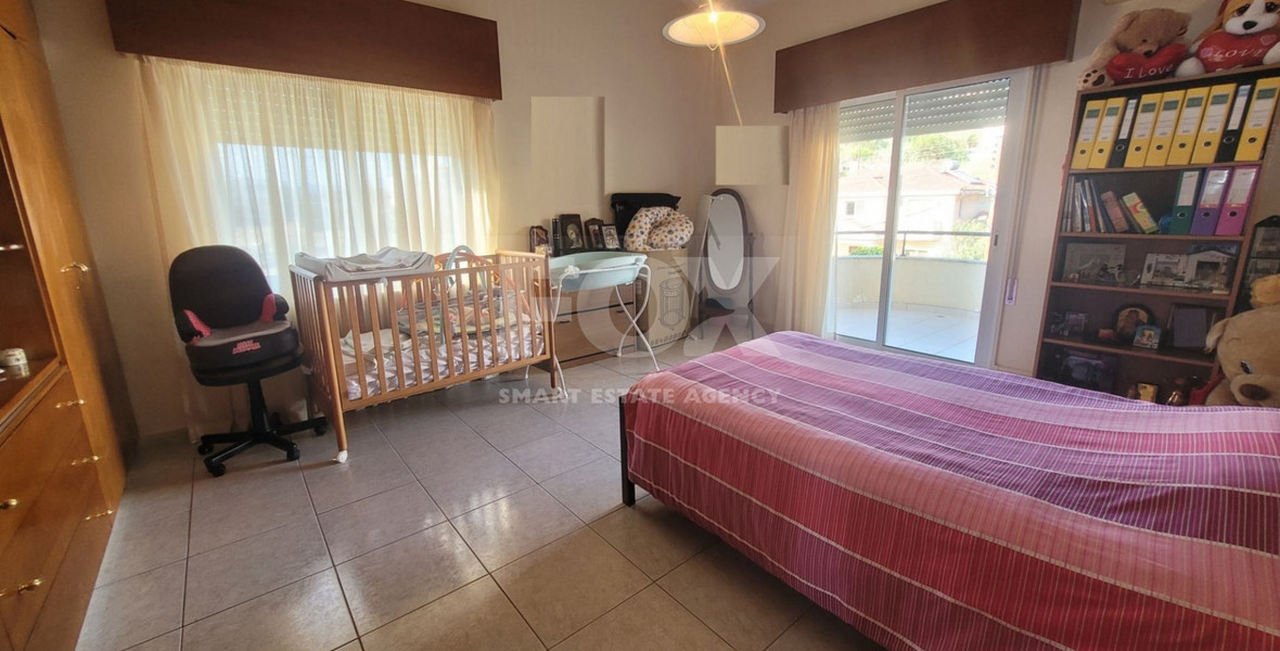 Luxury-Spacious Seven Bedroom Corner Detached Villa With Pool
