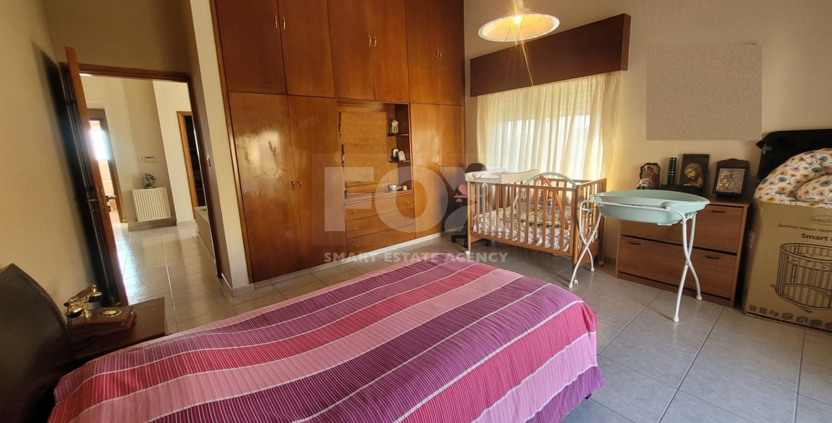 Luxury-Spacious Seven Bedroom Corner Detached Villa With Pool
