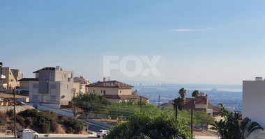 Luxury-Spacious Seven Bedroom Corner Detached Villa With Pool