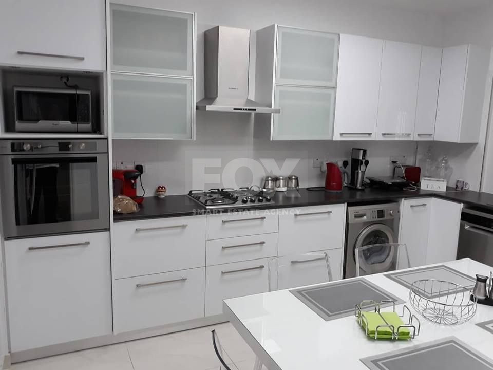 Luxury-Spacious Seven Bedroom Corner Detached Villa With Pool