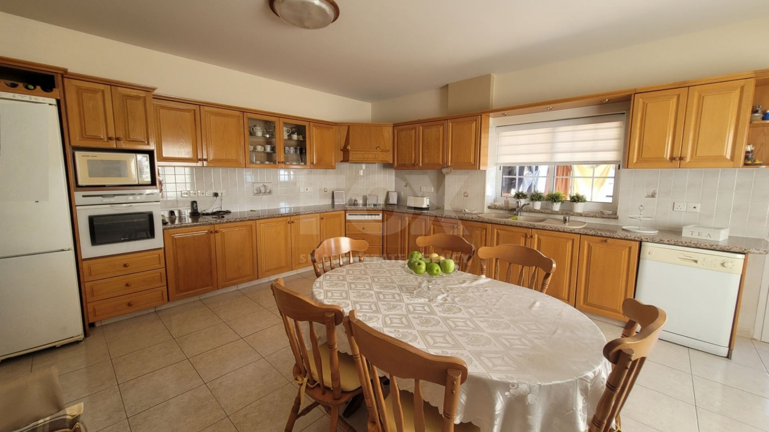 Luxury-Spacious Seven Bedroom Corner Detached Villa With Pool