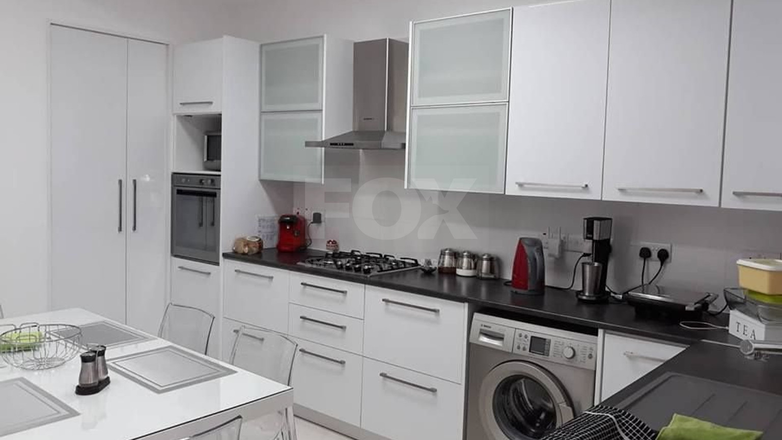 Luxury-Spacious Seven Bedroom Corner Detached Villa With Pool