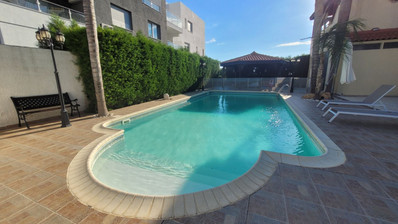Luxury-Spacious Seven Bedroom Corner Detached Villa With Pool
