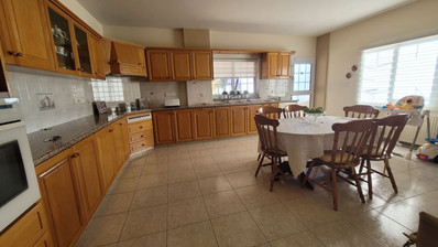 Luxury-Spacious Seven Bedroom Corner Detached Villa With Pool