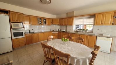 Luxury-Spacious Seven Bedroom Corner Detached Villa With Pool