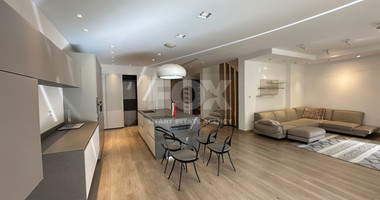 FOR RENT LUXURY FIVE BEDROOM VILLA 20 METRES FROM THE SEA IN THE AMATHOUNDA AREA OF LIMASSOL