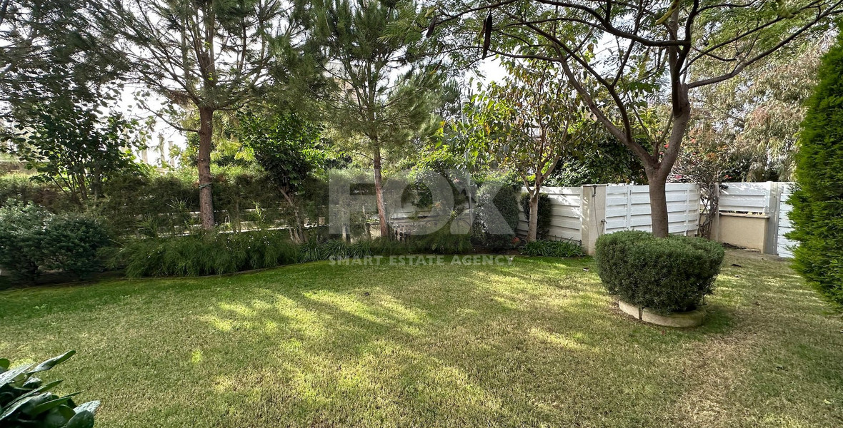 FOR RENT LUXURY FIVE BEDROOM VILLA 20 METRES FROM THE SEA IN THE AMATHOUNDA AREA OF LIMASSOL