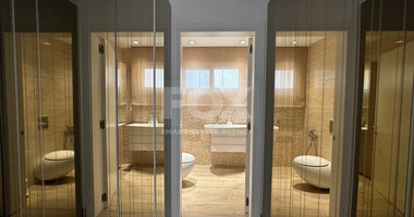 FOR RENT LUXURY FIVE BEDROOM VILLA 20 METRES FROM THE SEA IN THE AMATHOUNDA AREA OF LIMASSOL