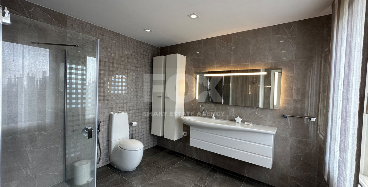 FOR RENT LUXURY FIVE BEDROOM VILLA 20 METRES FROM THE SEA IN THE AMATHOUNDA AREA OF LIMASSOL