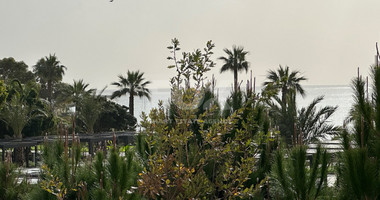 FOR RENT LUXURY FIVE BEDROOM VILLA 20 METRES FROM THE SEA IN THE AMATHOUNDA AREA OF LIMASSOL