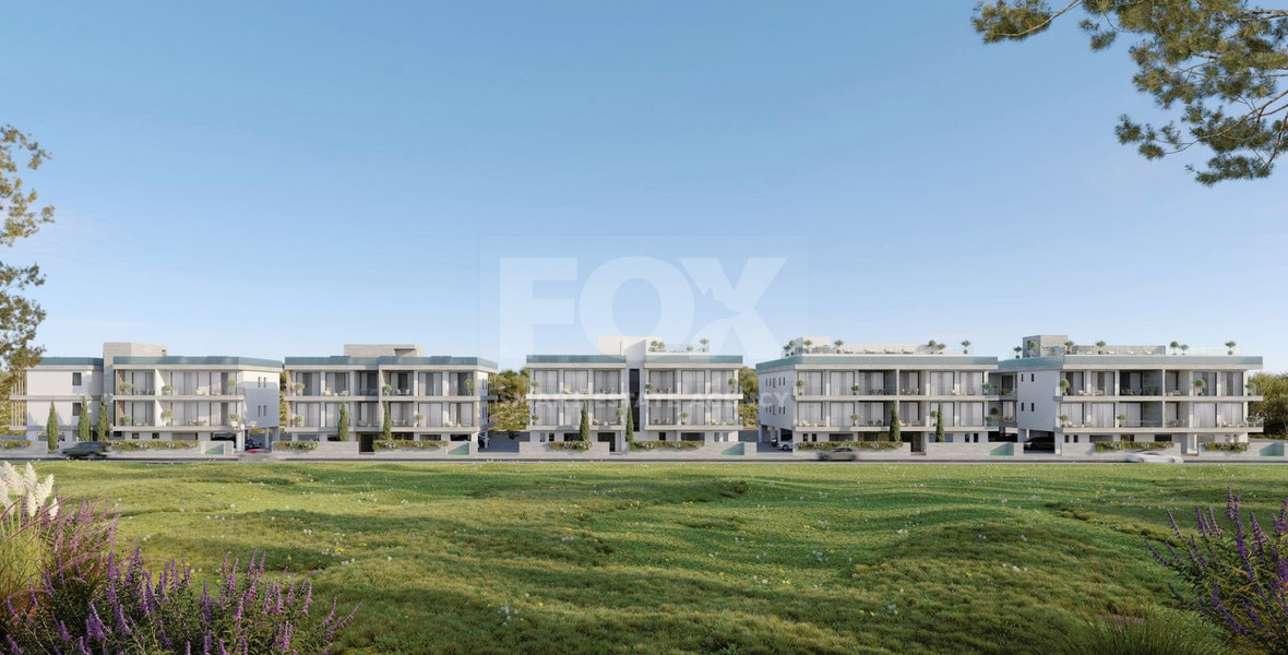Two bedrooms elegant apartment on first floor in Geroskypou