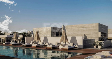 One bedrooms stunning apartment on first floor in Geroskypou