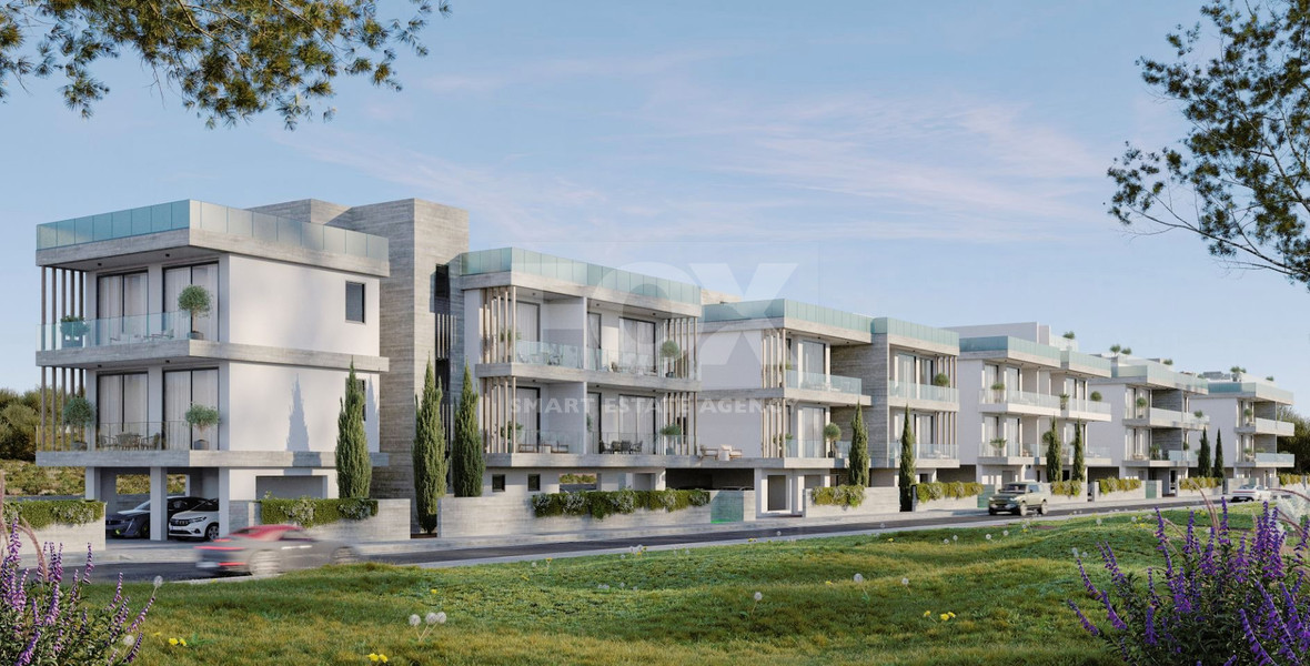 One bedrooms stunning apartment on first floor in Geroskypou