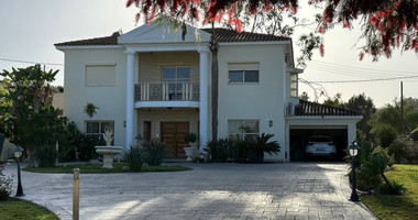 Furnished five bedroom Villa Privately gated amongst landscaped gardens.