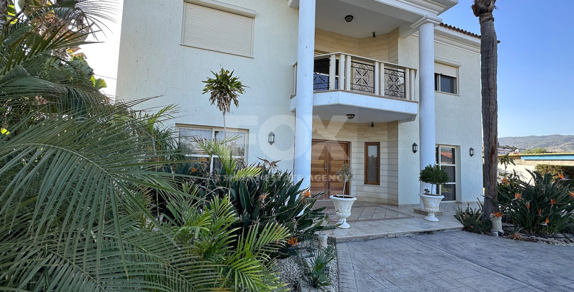 Furnished five bedroom Villa Privately gated amongst landscaped gardens.