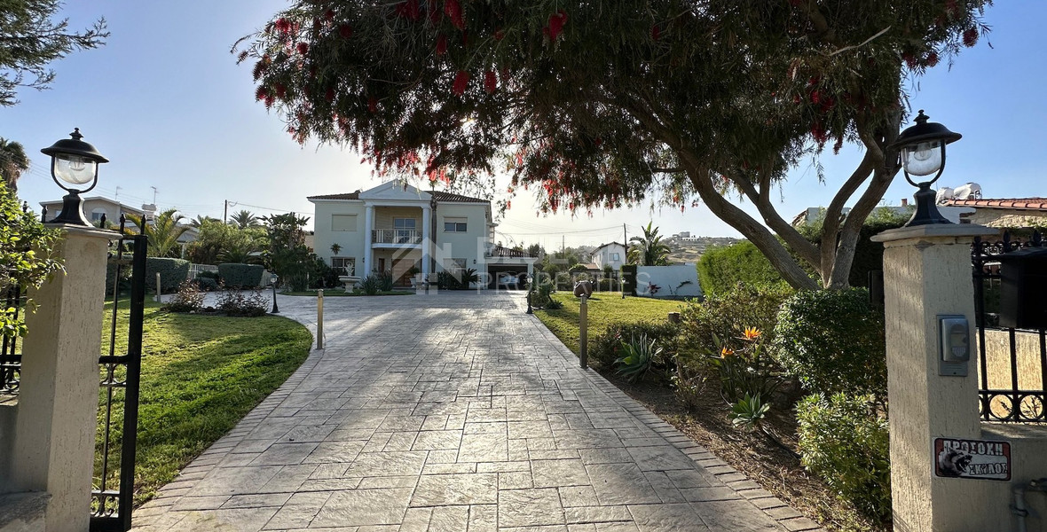 Furnished five bedroom Villa Privately gated amongst landscaped gardens.