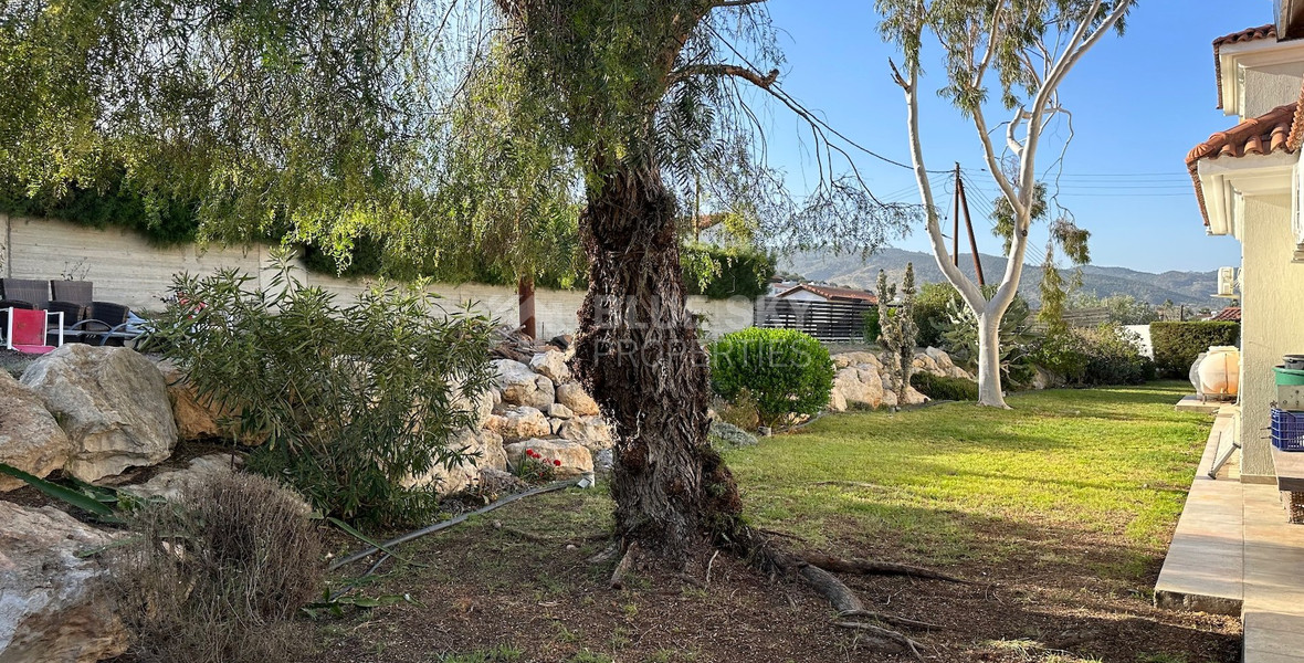 Furnished five bedroom Villa Privately gated amongst landscaped gardens.