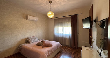 Furnished five bedroom Villa Privately gated amongst landscaped gardens.