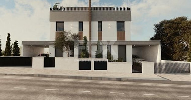 Spacious-Modern Design Two Bedroom Townhouses With Swimming Pool