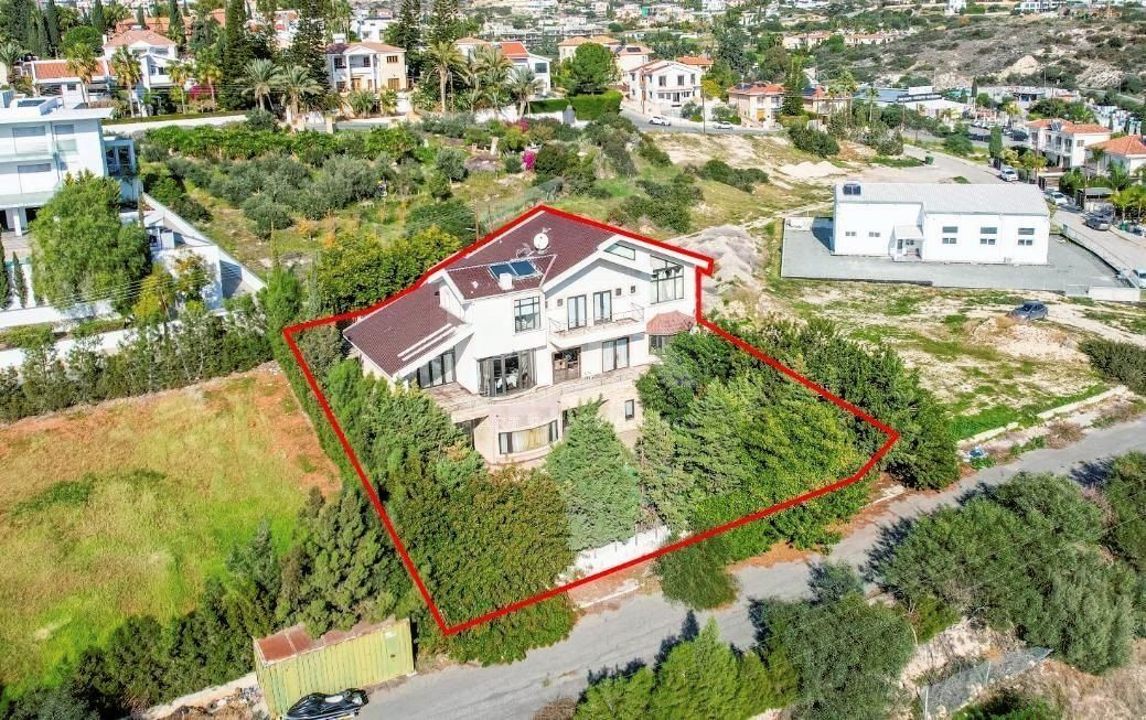 Two-storey house with a pool in Mouttagiaka, Limassol