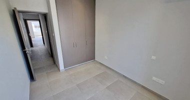 Commercial Building for sale in Apostolou Petrou & Pavlou: Residential Potential