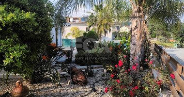 Three Bed House For rent with swimming pool In Paramytha