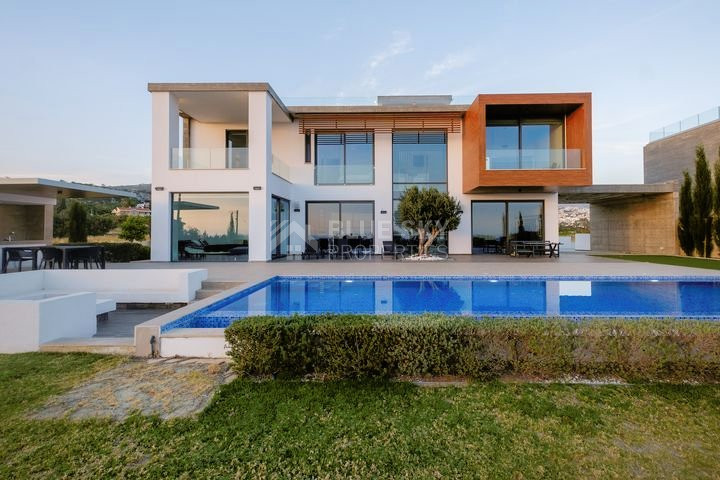 Stunning Modern Design Villa For Rent in Lower Peyia, Paphos.