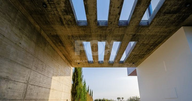 Stunning Modern Design Villa For Rent in Lower Peyia, Paphos.