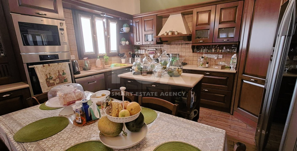 Four bedroom semi-detached house for rent, in Episkopi, Limassol