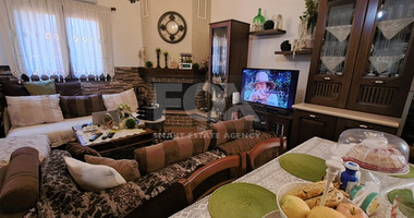 Four bedroom semi-detached house for rent, in Episkopi, Limassol