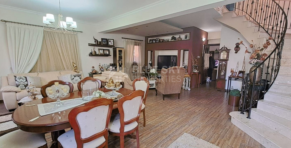 Four bedroom semi-detached house for rent, in Episkopi, Limassol