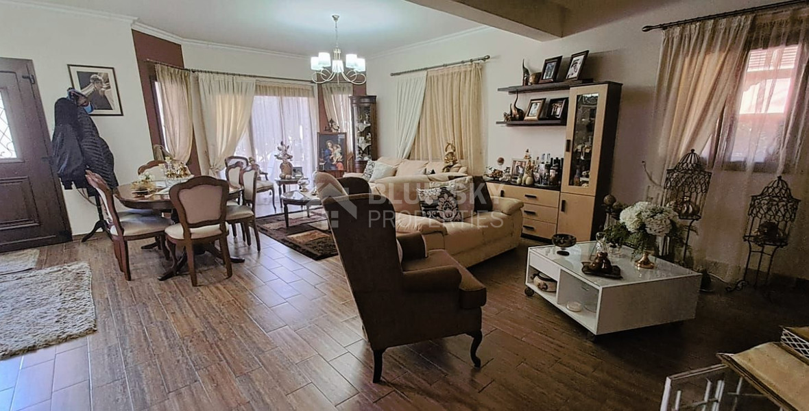 Four bedroom semi-detached house for rent, in Episkopi, Limassol