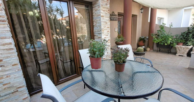 Four bedroom semi-detached house for rent, in Episkopi, Limassol
