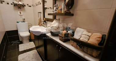 Four bedroom semi-detached house for rent, in Episkopi, Limassol