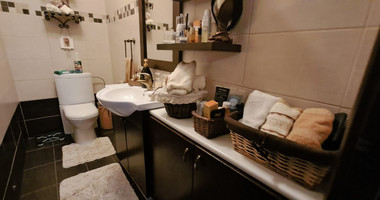 Four bedroom semi-detached house for rent, in Episkopi, Limassol