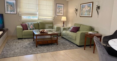 Penthouse across the road from the beach in private complex