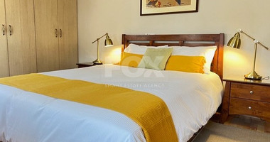 Penthouse across the road from the beach in private complex