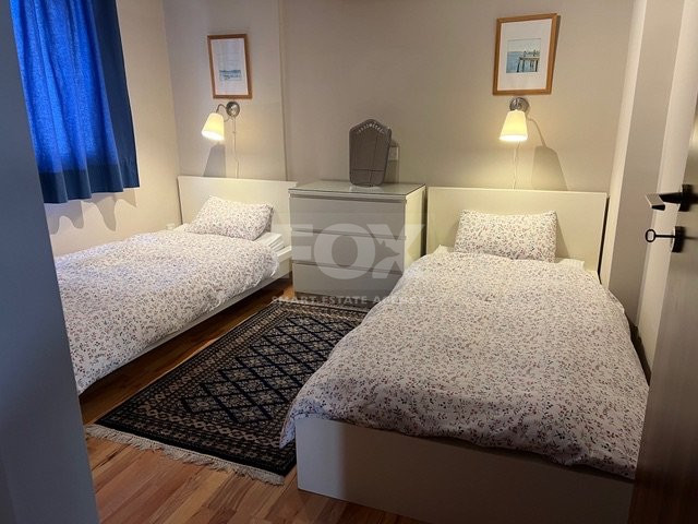 Penthouse across the road from the beach in private complex