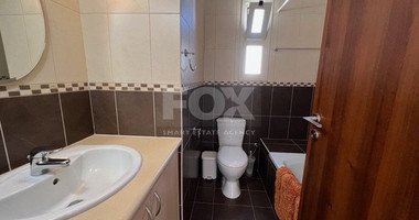 Penthouse across the road from the beach in private complex