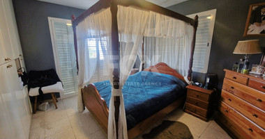 Charming House for sale in Pano Kivides: with Annexed House