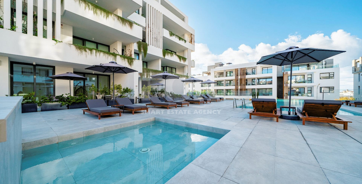 Three bedroom magnificent apartment in Tomb of the Kings , Paphos