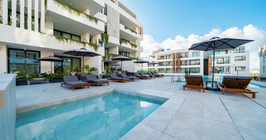 Three bedroom magnificent apartment in Tomb of the Kings , Paphos