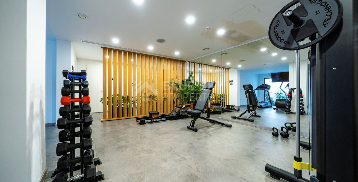 Three bedroom magnificent apartment in Tomb of the Kings , Paphos