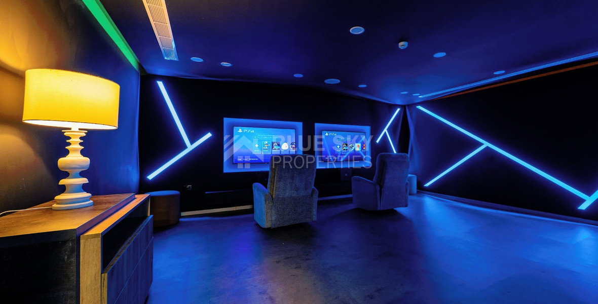 Three bedroom magnificent apartment in Tomb of the Kings , Paphos