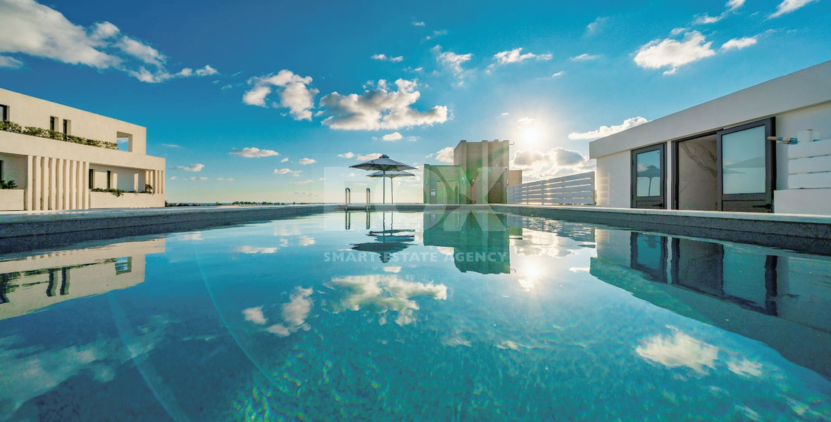 Three bedroom magnificent apartment in Tomb of the Kings , Paphos