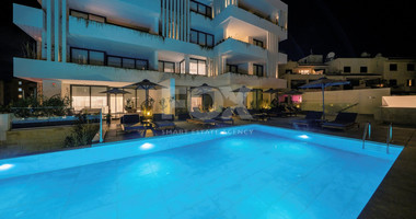 Three bedroom magnificent apartment in Tomb of the Kings , Paphos