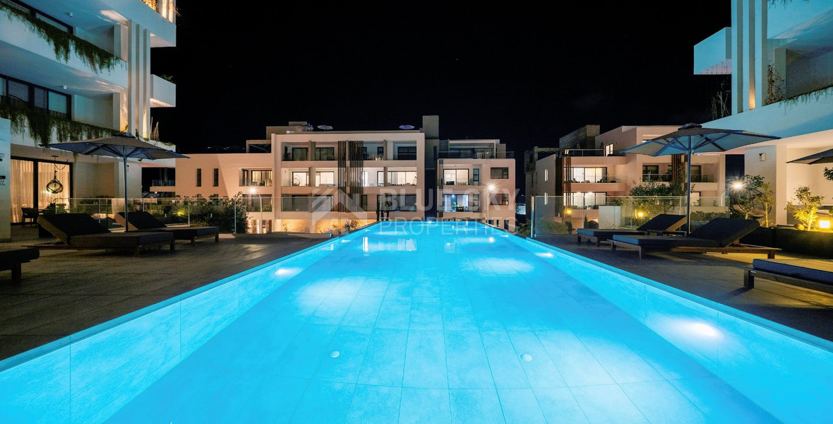 Three bedroom magnificent apartment in Tomb of the Kings , Paphos