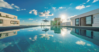 Three bedroom luxury penthouse on fifth floor in Tombs of the Kings area, Paphos