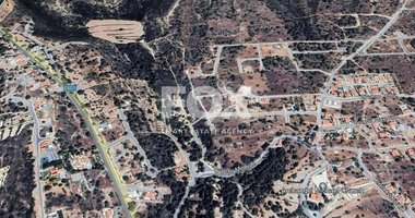 Residential plot for sale in Souni-Zanakia