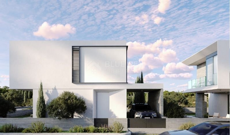 Three bedrooms villa in Tombs of The Kings